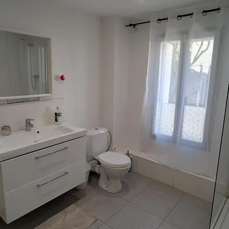Holiday home Maison Individuelle Centre Ecusson